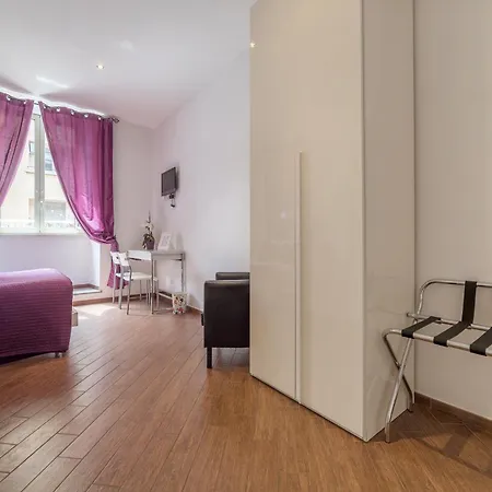 Be My Guest Bed & Breakfast 4*