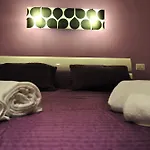 Be My Guest 4*